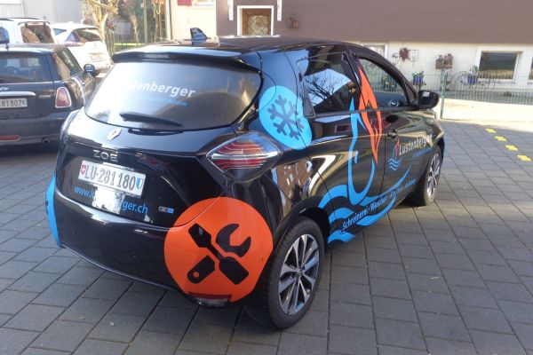 Carwrap Teilverklebung Beschriftung 8.jpg